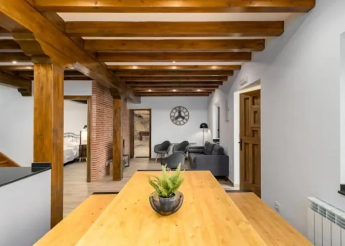 Cantabria Collection - Espectacular Cabarceno Penagos